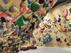 -Upper Climbing Gym 攀岩(华侨城店)