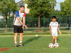 -Riverside河畔少儿足球培训(前滩店)