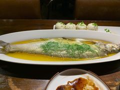 清蒸太湖白鱼-金枝玉叶上海人家食府(三里河店)