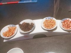 -凤凰湘语·平价海鲜餐厅(浦东旗舰店)
