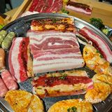 鹅岭二厂观景烤肉，倚月扶栏看秋水揽星河