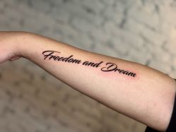 -PinooTattoo皮奴刺青纹身设计总部