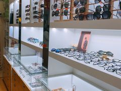 -广州宝岛眼镜武汉和光眼镜市场西区店