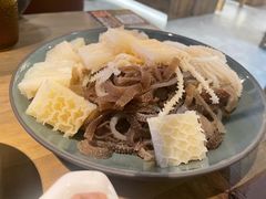 -毛肚向右·川渝毛肚王(经开永旺店)