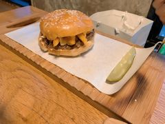 薯条汉堡-悠航SLOWBOAT(三里屯店)