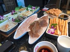 -井格重庆火锅(临平银泰城店)