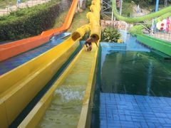 -大河马水上世界