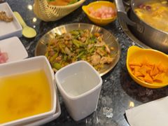 -一席地·本地鸡窝·杭帮鸡火锅(萧山银隆百货店)