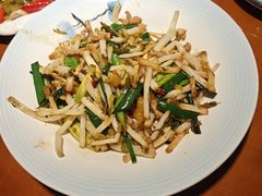 -魏铭鱼头捞饭(晋阳路店)