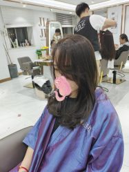 -镁连社·美联社