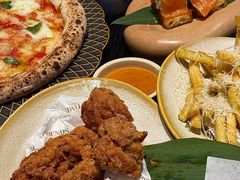 -老友时光·Pizza(泰华黑金店)