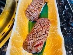炙烤霜降牛肉握寿司-老乾杯和牛烧肉(王府中环店)