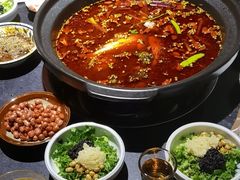 -小饕荟雅安贡椒鱼鲜馆(广福桥店)