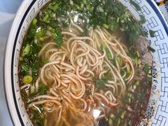 -陇兴楼兰州拉面(西安咸阳国际机场店)