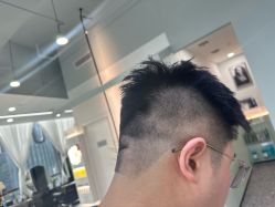 -U·NI SALON 造型