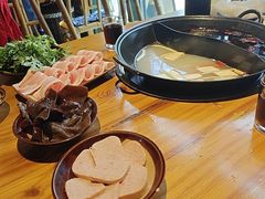 -壹兆圆重庆火锅手工炒底料(长白格林玫瑰湾店)