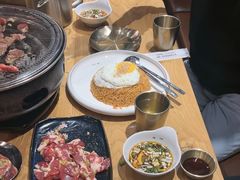 -青瓦餐厅·生鱼片·韩园烤肉(西塔店)