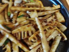 油焖嫩芽竹笋-中8楼风尚云南菜(颐堤港店)