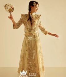 点击看大图 -艾拉·女王婚纱礼服馆