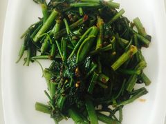 -纽顿熟食中心