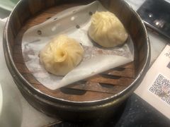 蟹粉灌汤包-京城小江南·北京烤鸭·江南土菜·白鱼(中关村店)