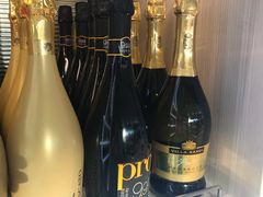 -王权免税店(普吉机场店)