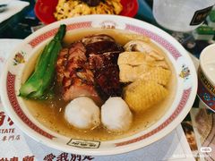 四宝米粉-憶廟街 X 沙角邨(太古城店)