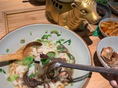 -百春原湖南牛肉粉(百联世纪店)