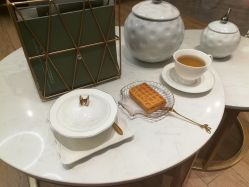 -香港倾城国际·美容美体中心