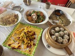 -肥肥虾庄·金牌油焖大虾(沙湖店)