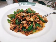 -费大厨辣椒炒肉(黄兴中心广场店)