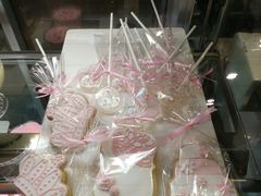 赠送的饼干-W CAFE(甜爱路店)