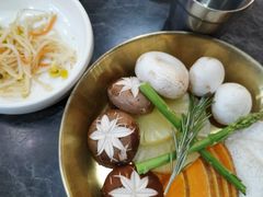 -彭妈家•韩国烤肉料理(张杨路店)