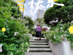 -UNI UNI(环亚凯瑟琳店)