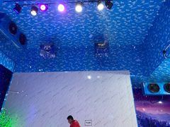 -史努比缤纷世界