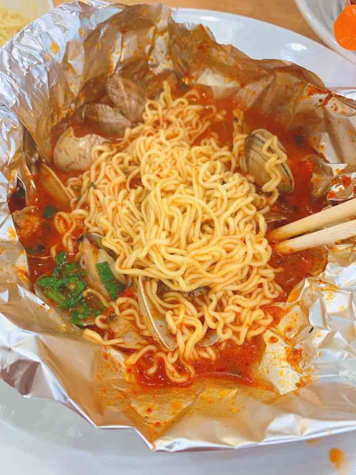 怎么说呢,味道很赞!最爱花甲配泡面.太入味了!花甲里面汤汤都好喝!