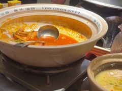 -魏铭鱼头捞饭(晋阳路店)