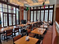 -亚龙湾希尔顿自助餐厅·海鲜·烧烤·沙滩BBQ·现场乐队