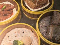 -蝴蝶里·粤菜·点心(滨江龙湖店)
