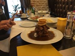 -Casa Nova