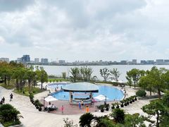 -上海滴水湖皇冠假日酒店