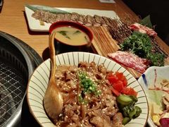 月见牛肉饭-十九町烧肉专门店(野风店)