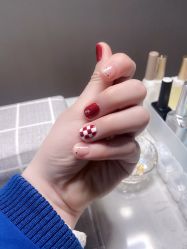 -UGIRL有个美甲