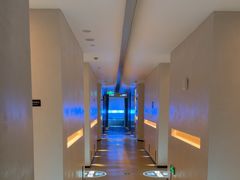 -涨巢·潮玩水疗局