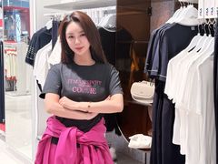 -王府井奥莱棋盘山小镇