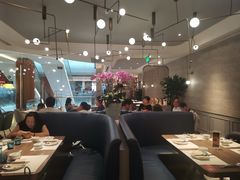 -港丽餐厅(来福士店)