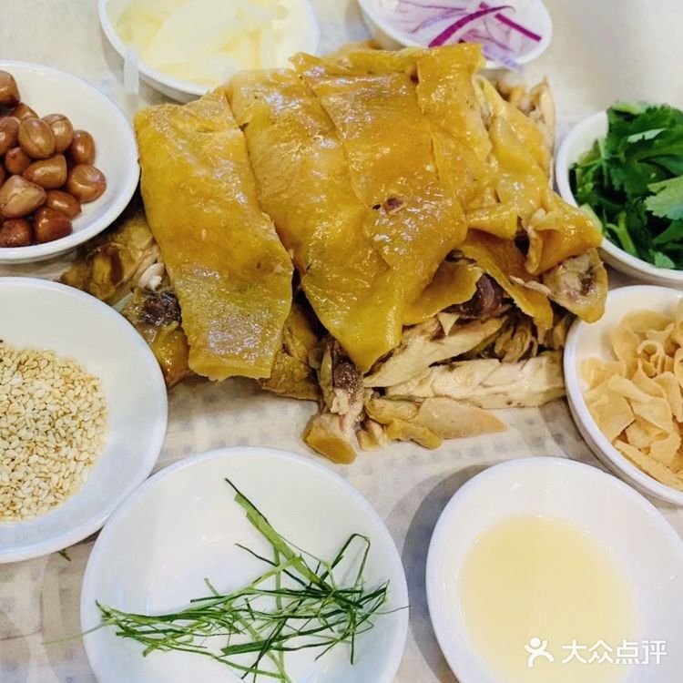 人间烟火气，地道顺德菜！清淡鲜美，香得来～