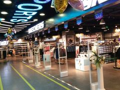 -华联商厦(火车站店)