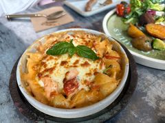 菠菜三文鱼意面-O'mills Sourdough Bakery&Bistro(永嘉路店)