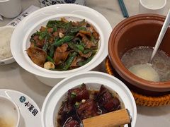 -小菜园新徽菜(南京秦淮龙蟠汇店)